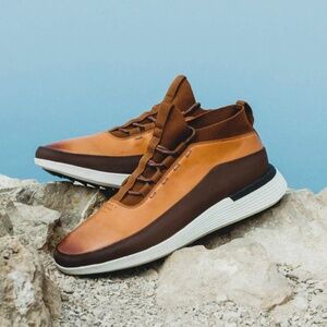 Wolf & Shepherd Crossover™ Mid Weatherized | Men’s 9.5 | Honey/White | Pre-Owned